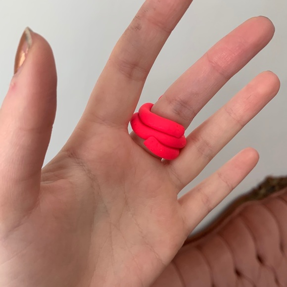 FREE ADD ON Handmade Pink Statement Ring - size 7 - Picture 3 of 3